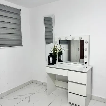 Lower-ground With Two Separate Bedrooms Near The Center